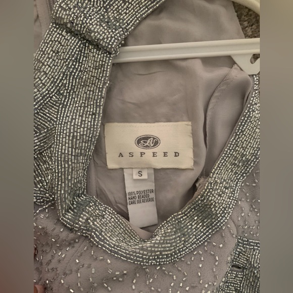 Women’s gown - Picture 5 of 5